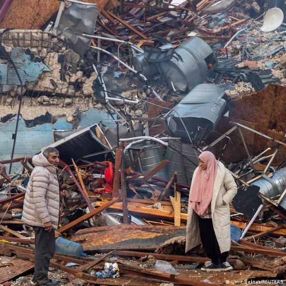 Türkiyədə baş verən zəlzələlərdə can itkisi 43 mini keçdi