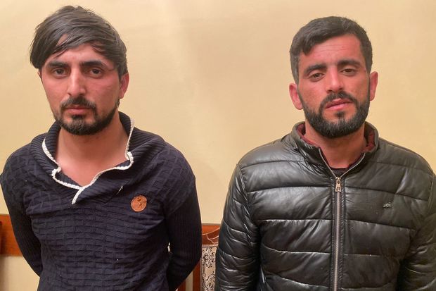 Xarici ölkə vətəndaşına narkokuryerlik edən iki nəfər saxlanıldı - FOTO