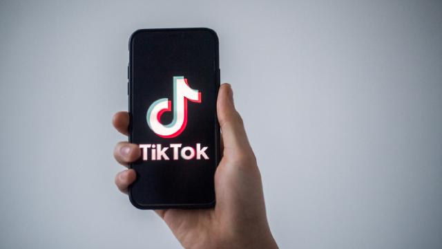 Avropa Komissiyası “TikTok”u qadağan etdi