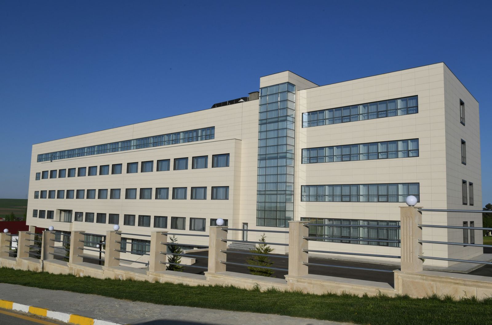 Qobustan Rayon Mərkəzi Xəstəxanasında baş vermiş qanunsuzluqlarla bağlı cinayət işi başlanıb