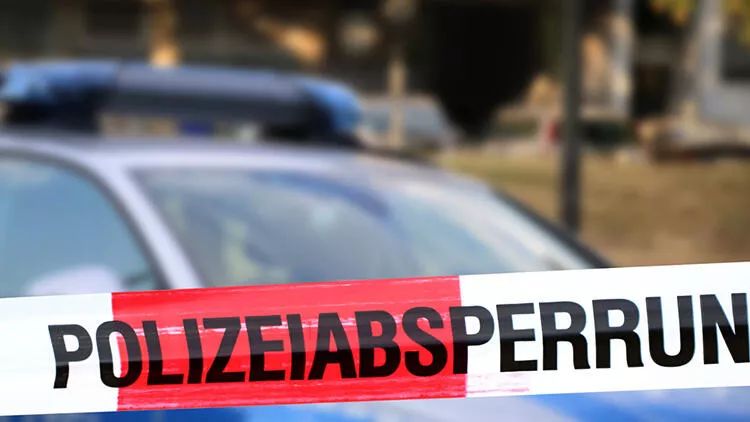 Almaniyada ibtidai məktəb yaxınlığında silahlı hücum olub