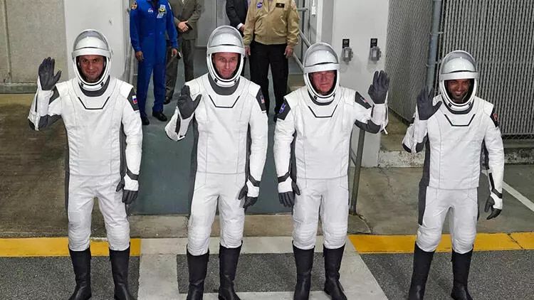 SpaceX Beynəlxalq Kosmik Stansiyaya 4 astronavt göndərib