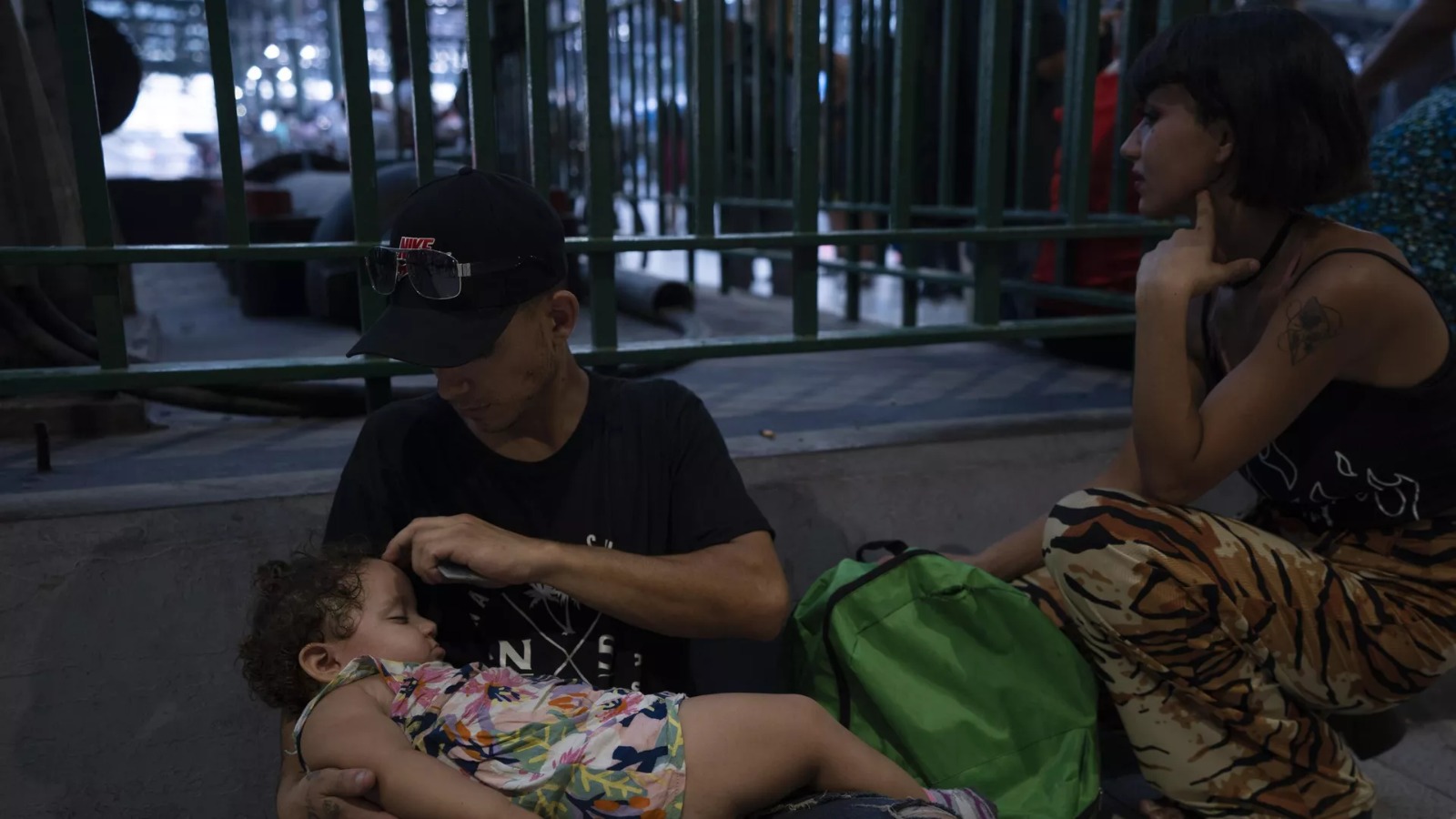 Rusiya hərbçiləri Xersonda kənd sakinlərini evlərindən çıxarırlar: Rusiya muzdlularını yerləşdirir