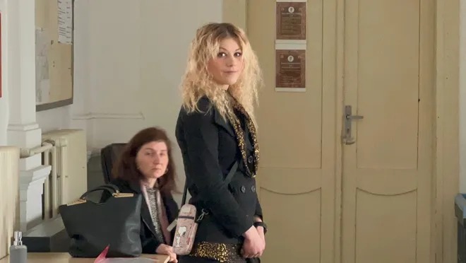 Slovakiyada Quranı yandıran qadına 3 il həbs cəzası verilib