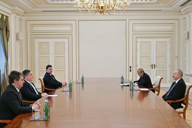 İlham Əliyev Macarıstanın iqtisadi inkişaf nazirini qəbul edib - YENİLƏNİB