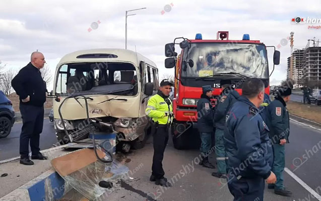 Ermənistan hökumətinin əməkdaşları qəzaya düşdü - 13 yaralı