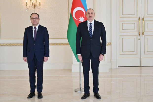 Prezident Bolqarıstanın yeni səfirinin etimadnaməsini qəbul edib - YENİLƏNİB