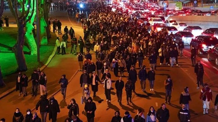 Gürcüstanda etiraz aksiyalarında saxlanılanların sayı artıb