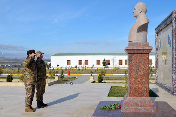 NATO-nun nümayəndə heyəti “N” hərbi hissəsini ziyarət edib - FOTO