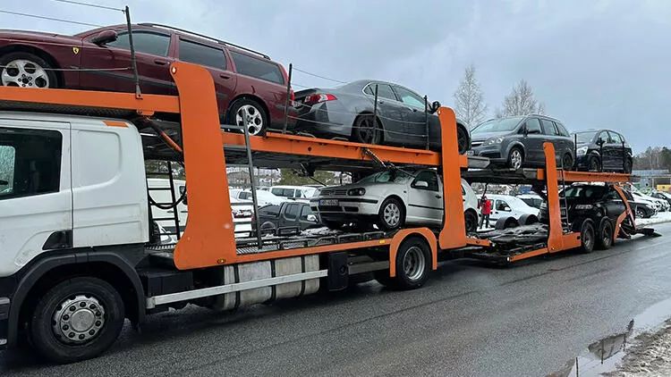 Latviya sərxoş sürücülərdən götürülən avtomobilləri Ukraynaya göndərəcək