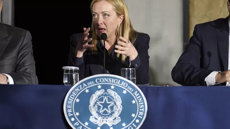 İtaliya insan alverçilərinə qarşı cəzaları artırmaq qərarına gəlib