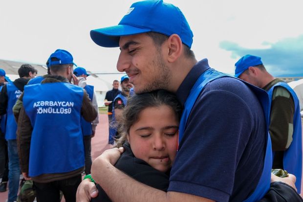 Azərbaycan könüllüləri Türkiyədəki fəaliyyətlərini yekunlaşdırdılar - FOTO
