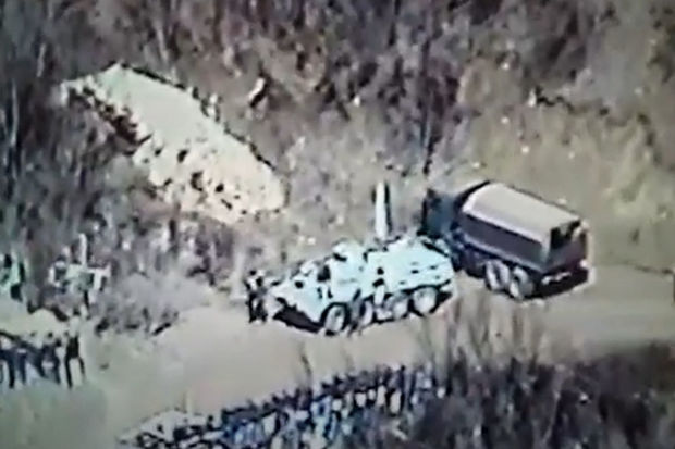 MN: Ermənistan Rusiya sülhməramlılarının müşayiəti ilə Azərbaycana qanunsuz silah daşıyır - VİDEO