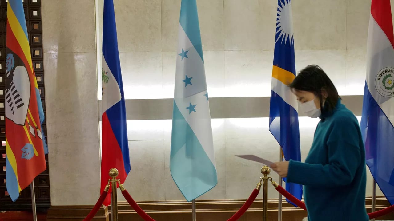 Honduras Çin ilə rəsmi diplomatik əlaqələr quracaq
