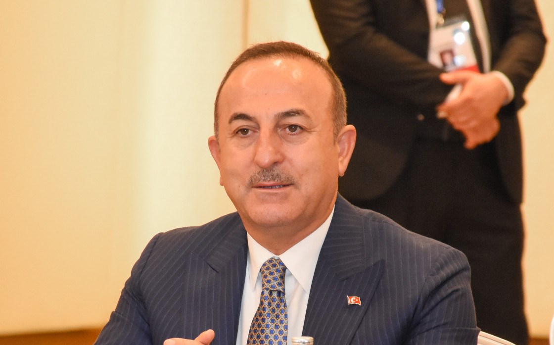 Çavuşoğlu: Xəzərdən əlavə təbii qazın beynəlxalq bazarlara çatdırılması üçün səylərimizi artırmalıyıq