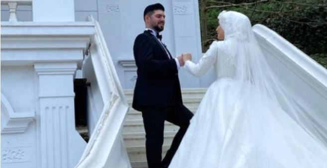 Yeni evlənən cütlüyün cəsədi otel otağından tapıldı