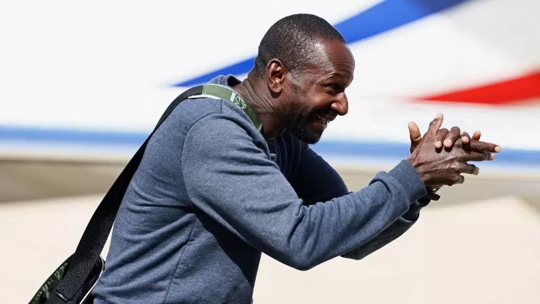 Fransız jurnalist Malidə azadlığa buraxıldıqdan sonra Fransaya qayıdıb