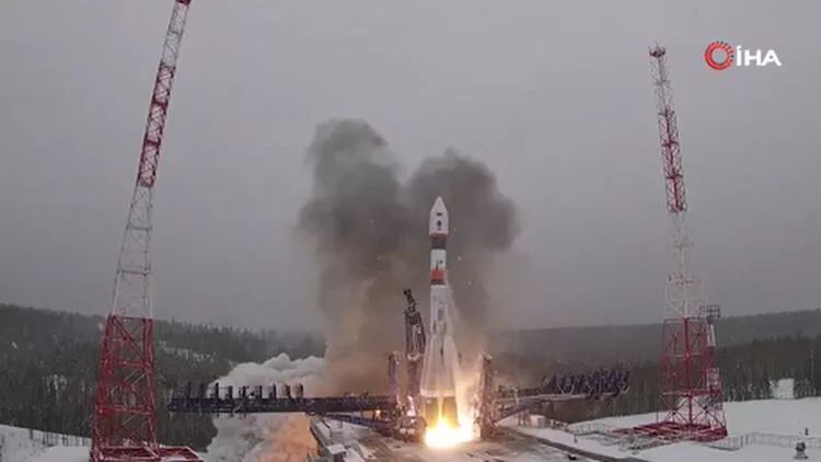 Rusiya “Soyuz” raketini kosmosa göndərib