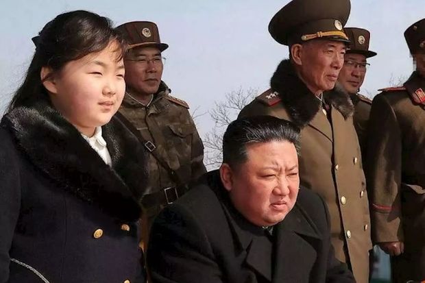 Kim Çen Inın qızının bahalı gödəkçəsi gündəm oldu