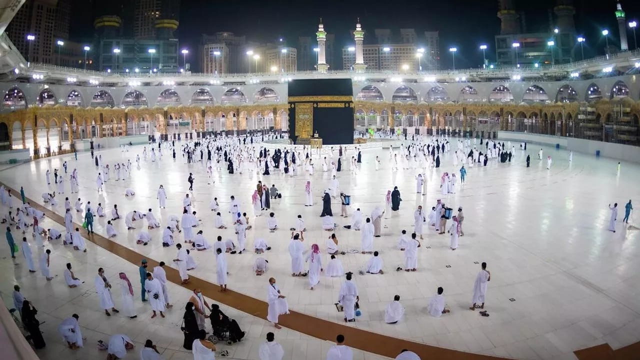 Səudiyyə Ərəbistanı Ramazan ayında yalnız bir dəfə ziyarətin olacağını açıqladı