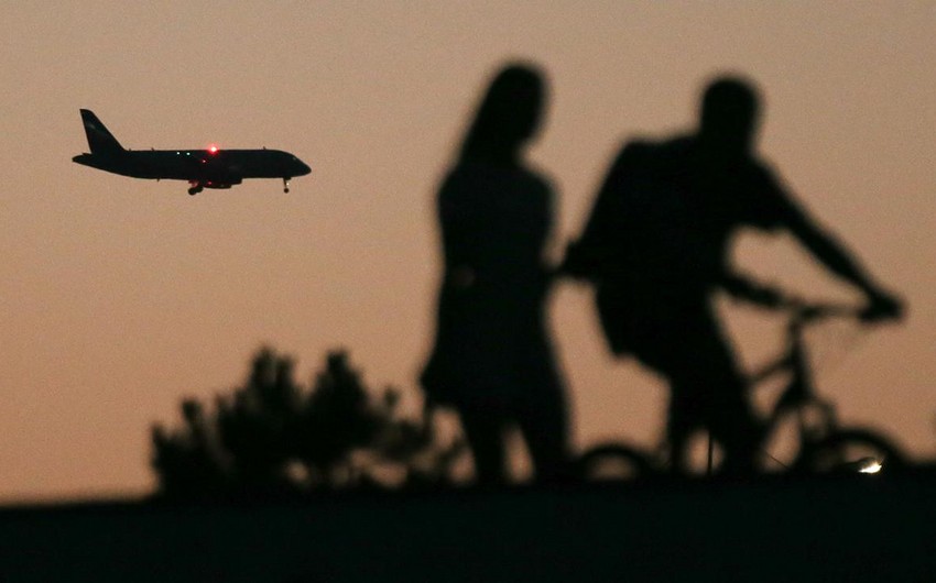 Иностранцам разрешен въезд в Азербайджан воздушным транспортом без предъявления COVID-паспорта