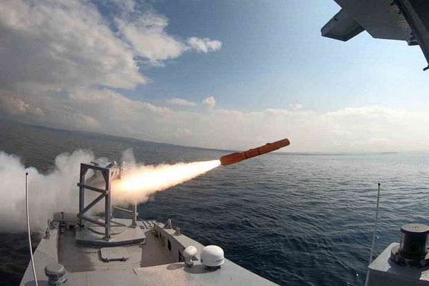 Türkiyə dünyada yeganə olan pilotsuz katerindən raket buraxdı - FOTO/VİDEO