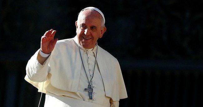 Papa Fransisk xəstəxanaya yerləşdirilib