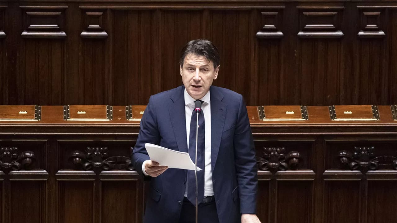 İtaliyanın keçmiş baş naziri Ukraynaya silah yardımını tənqid etdi