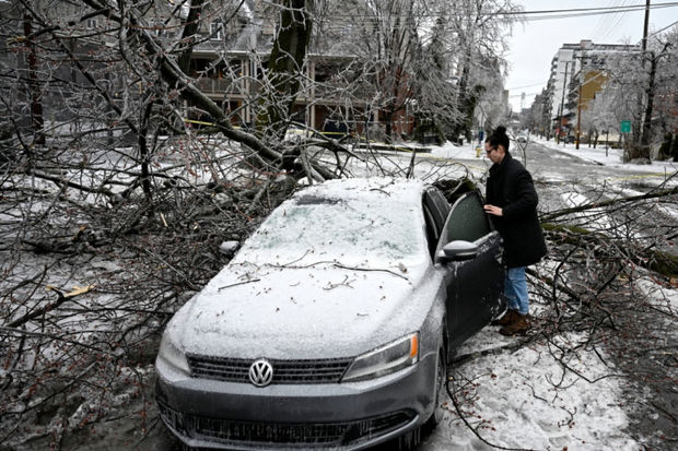 Buz fırtınası Kanadada insan həyatına son qoyub - FOTO