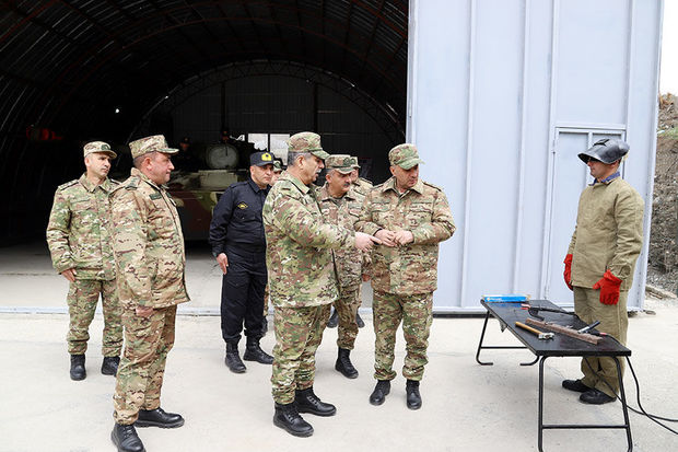 Zakir Həsənov azad edilmiş ərazilərdə: Yeni hərbi obyektlər istifadəyə verildi - FOTO/VİDEO