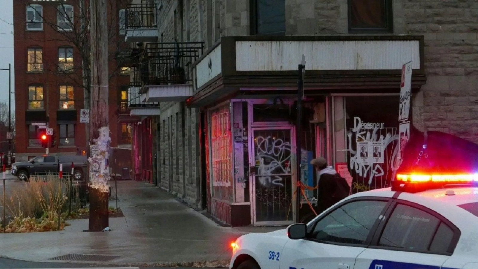 Kanadada Quranı yırtmaqda şübhəli bilinən şəxs saxlanılıb