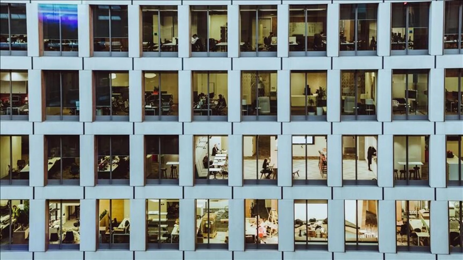 Çili həftəlik iş vaxtını 45 saatdan 40 saata azaltdı