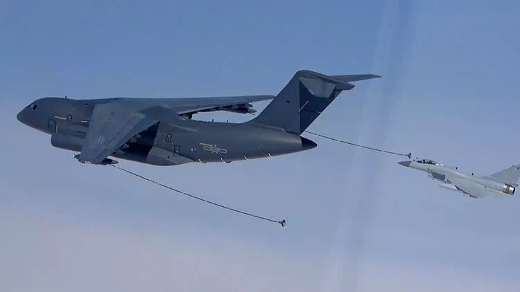 Çin Tayvanın şimalındakı hava məkanını bağlayır