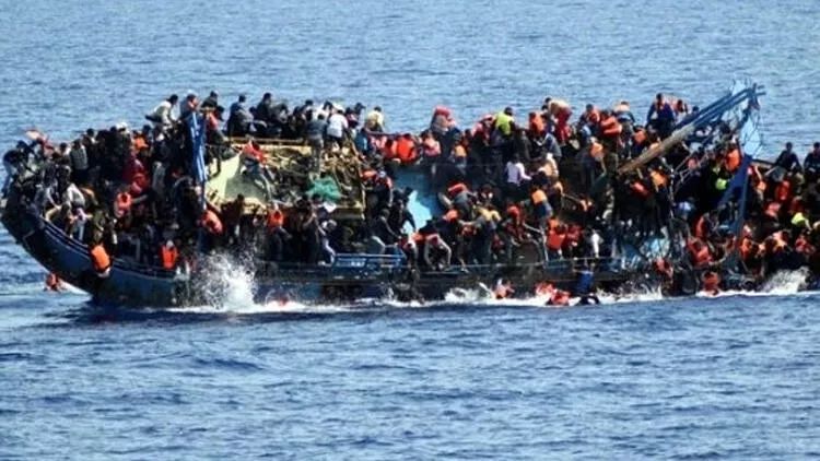 Tunisdə miqrant qayığı batıb: 25 ÖLÜ