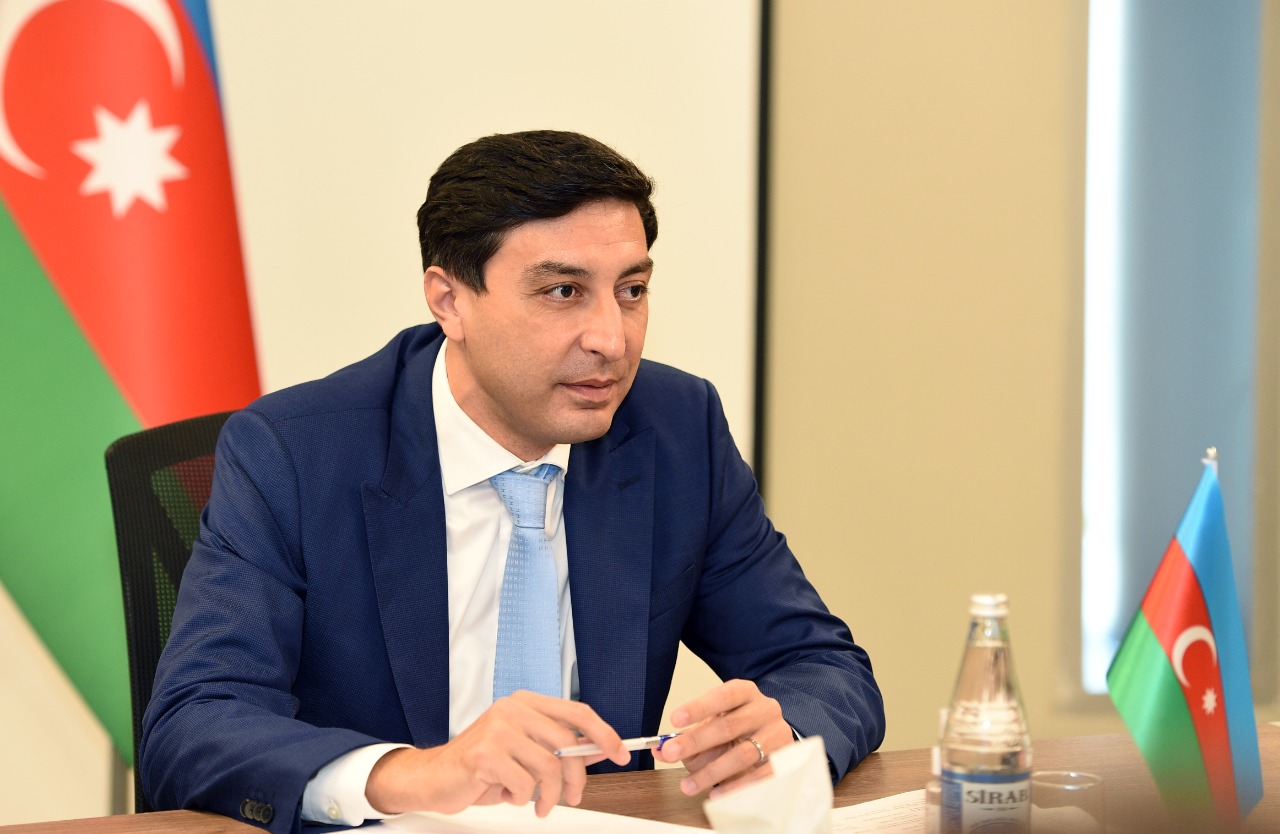 Nazir: “Azərbaycan idmançıları İrəvandakı hoteldən buraxılmırlar, KİV-lə əlaqələri kəsilib”