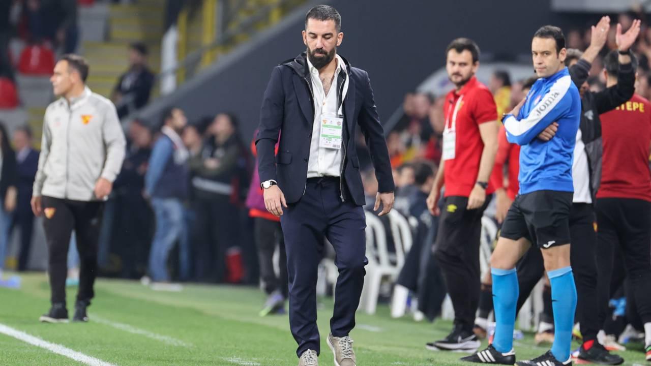 Arda Turan məşqçilik karyerasına məğlubiyyətlə başladı