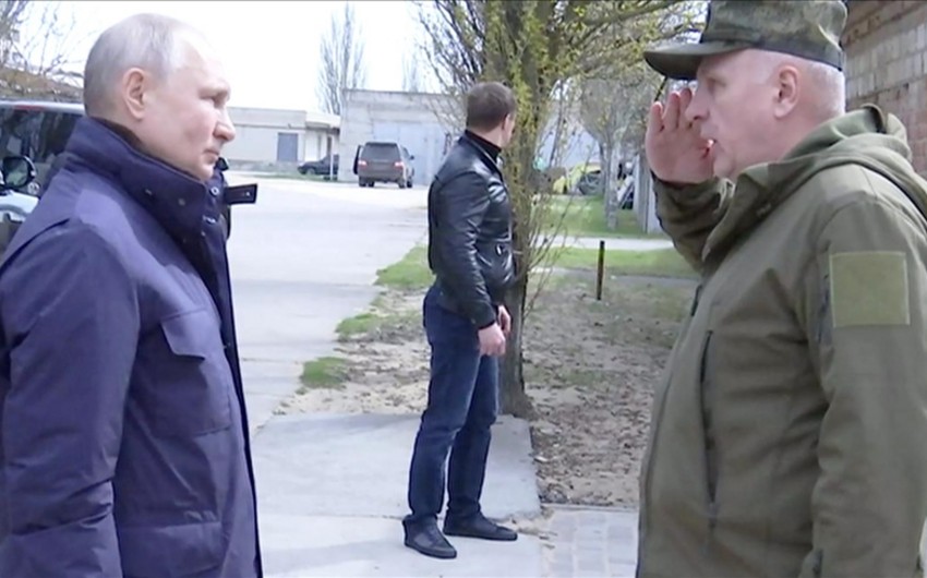 Путин посетил аннексированные Луганскую и Херсонскую области