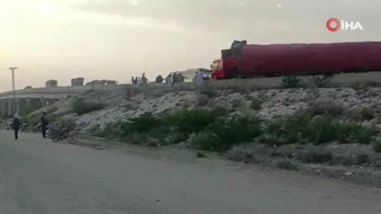 Pakistanda sərnişin avtobusları toqquşub: 5 ÖLÜ, 25 YARALI