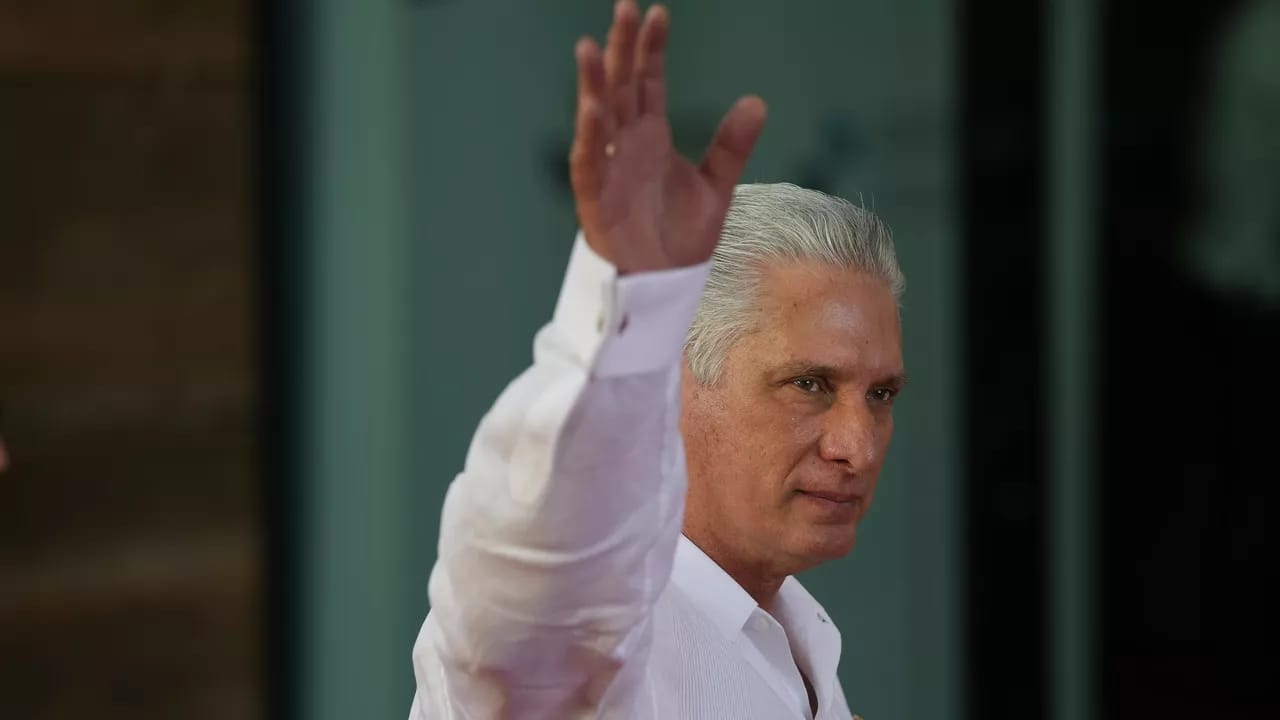 Kubada Diaz-Kanel yenidən prezident seçildi