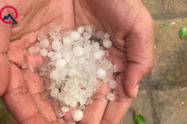 Bölgələrdə güclü külək əsdi, dolu düşdü - FOTO/VİDEO