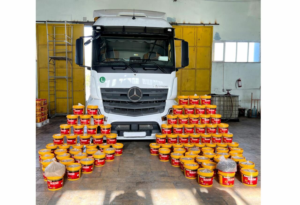 Azərbaycandan keçən İranın yük avtomobilində 500 kiloqram heroin aşkarlandı - FOTO