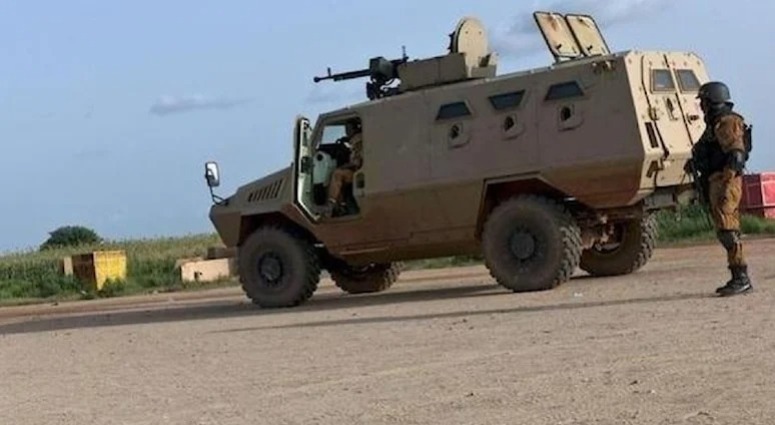 Silahlı hücumdan sarsılan ölkədə 60 nəfər həlak oldu