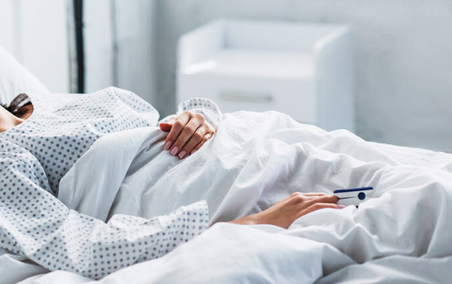 Bakıda hoteldə 21 yaşlı qız ölümcül zəhərləndi