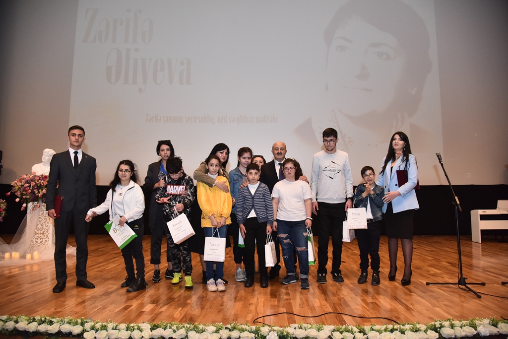 “Zərifə Əliyeva ömrünün işığı” adlı tədbir keçirilib