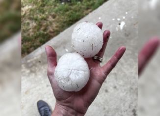 ABŞ-da beysbol topu ölçüsündə dolu yağıb