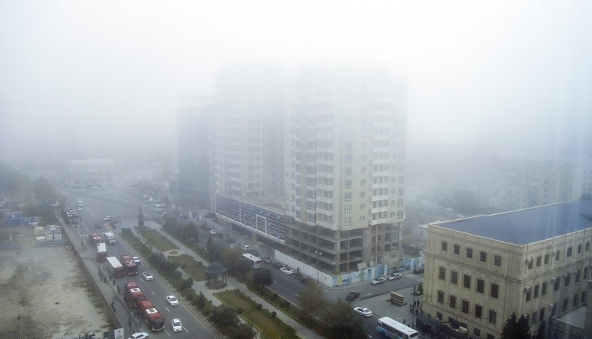 Bakıda dumanlı hava müşahidə olunur