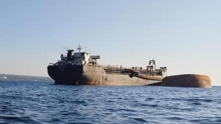 Filippində yanacaq daşıyan tanker dragerlə toqquşub