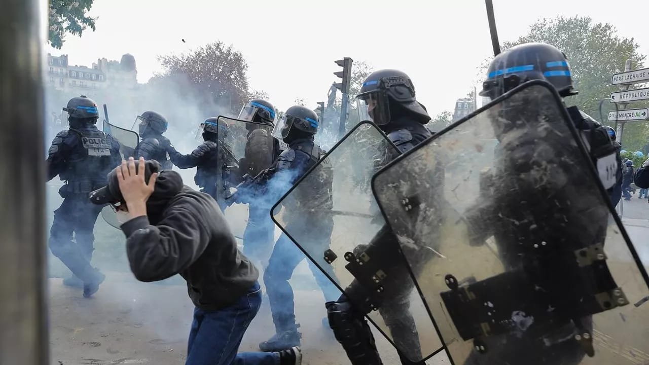 Fransada 1 May günü ilə bağlı 200 nəfər həbs edilib