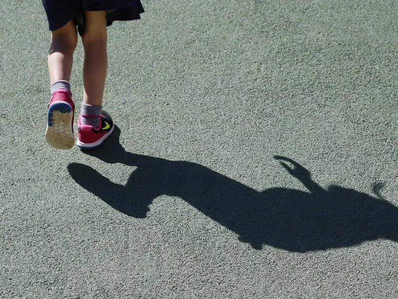 Orqanı kəsilmiş kişi meyiti tapıldı - Üstünə yapışdırılmış kağızda bu sözləri yazıblar - FOTO