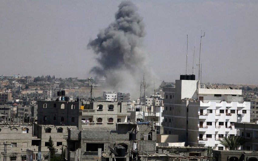 İsrail ordusu Qəzza zolağında radikalların 10 obyektinə zərbə endirib